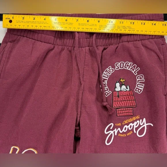 Peanuts Snoopy Sweatpants Women's Small Burgundy Joggers Lounge Pants Cartoon - Picture 5 of 5